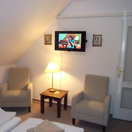 Rozsa Apartman Lägenhet Hévíz Exteriör bild
