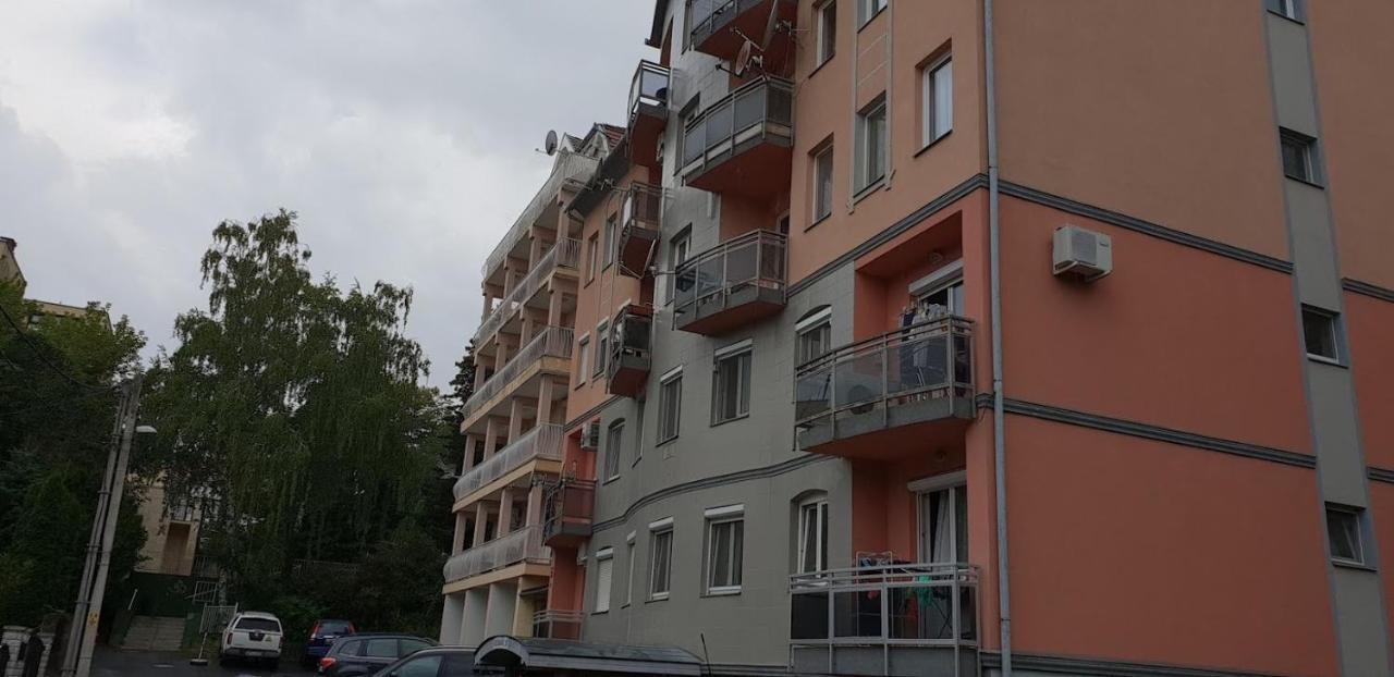 Rozsa Apartman Lägenhet Hévíz Exteriör bild